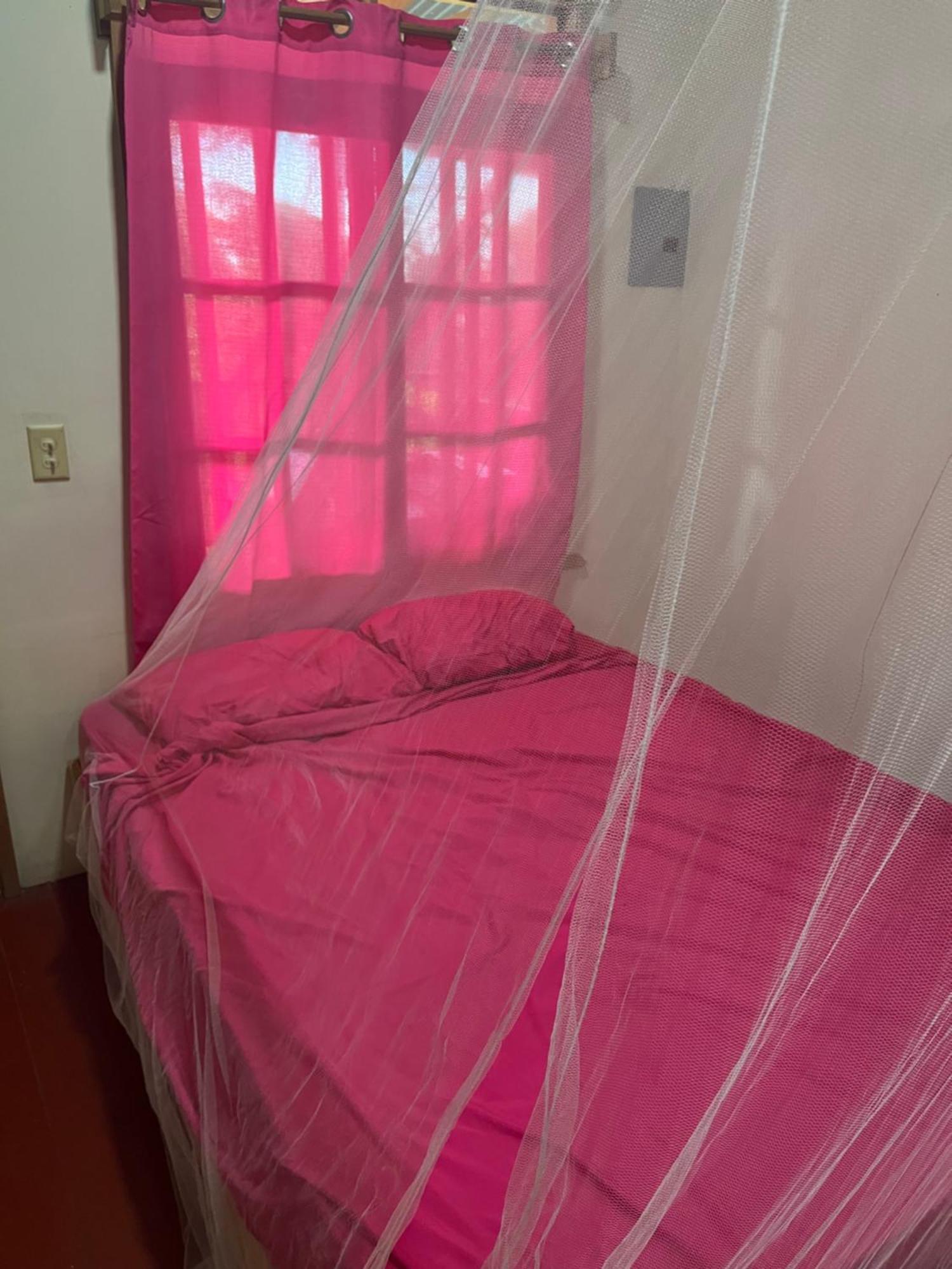 Valerie Emanuel Apartments Bocas del Toro Exterior photo